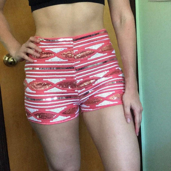 Ya Ya & Co. Glittery Salmon Shorts - Picture 1 of 7
